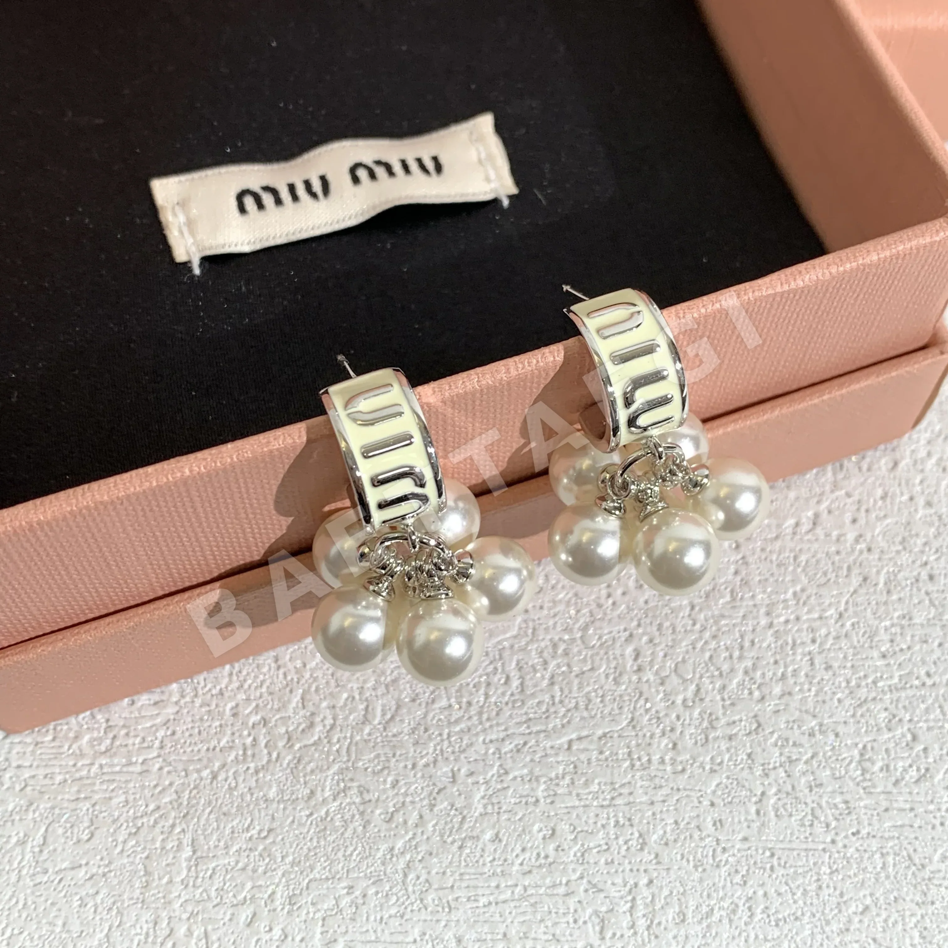 미우미우 귀걸이 61029 Miu Miu Earrings 상세 이미지 12