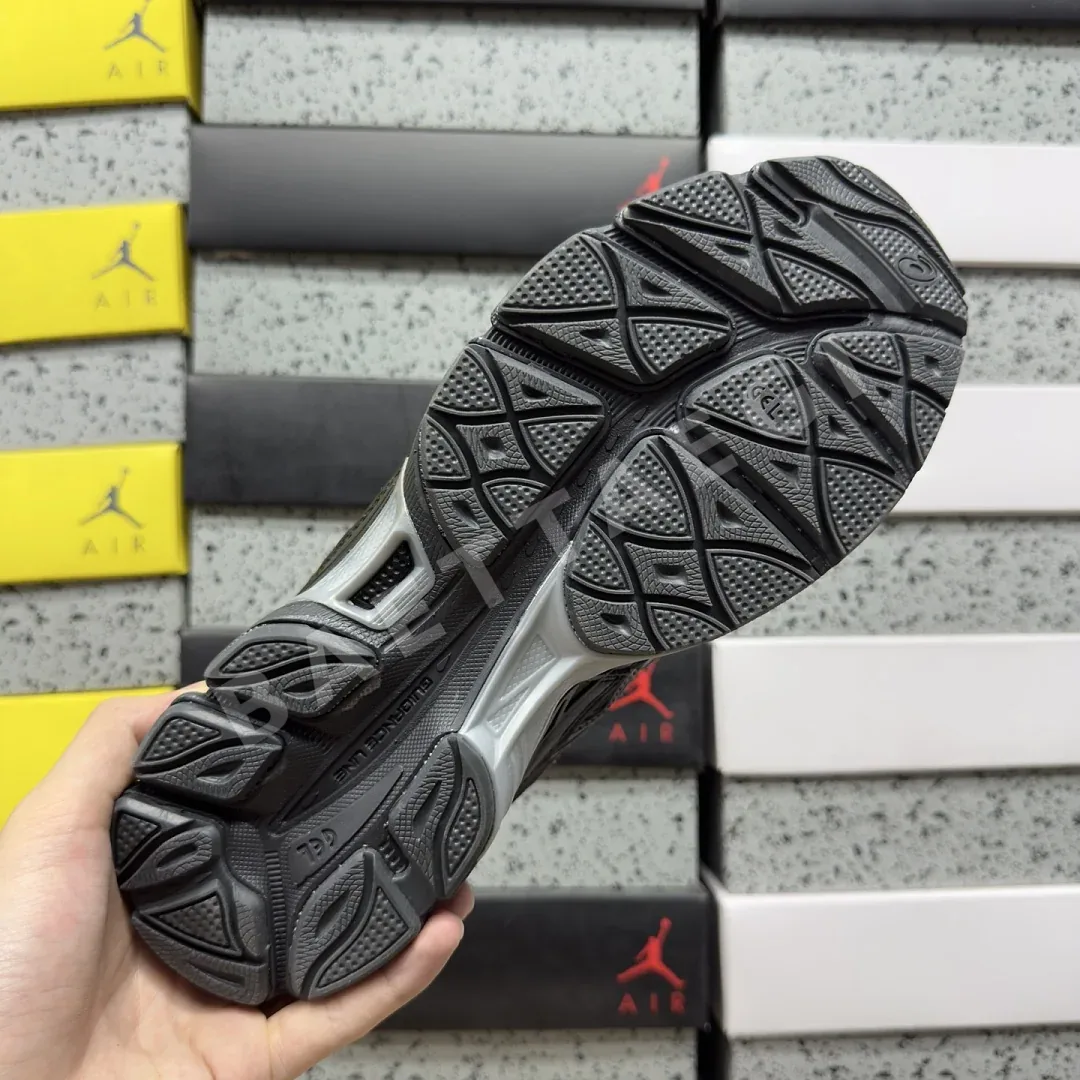 아식스 [WZ] 젤 NYC 1203A280-002 200461 Asics Gel-NYC Black Graphite Grey 상세 이미지 7