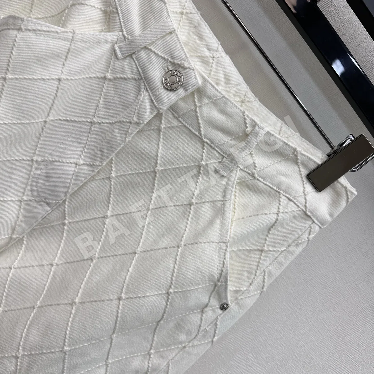 샤넬 다이아몬드 패턴 퀼팅 여성 바지 상세 이미지 3