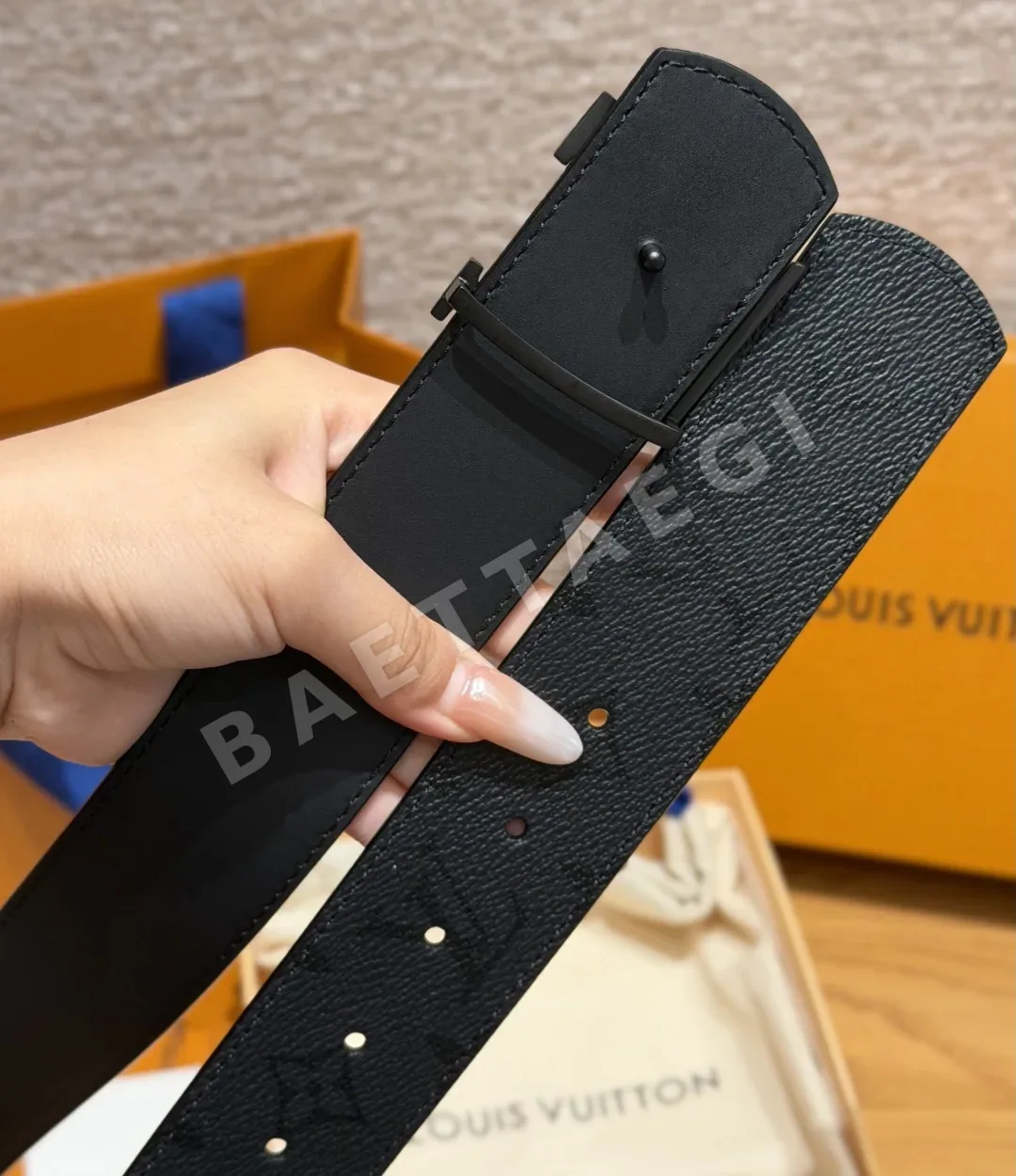 루이비통 디멘션 40mm 리버시블 벨트 상세 이미지 5