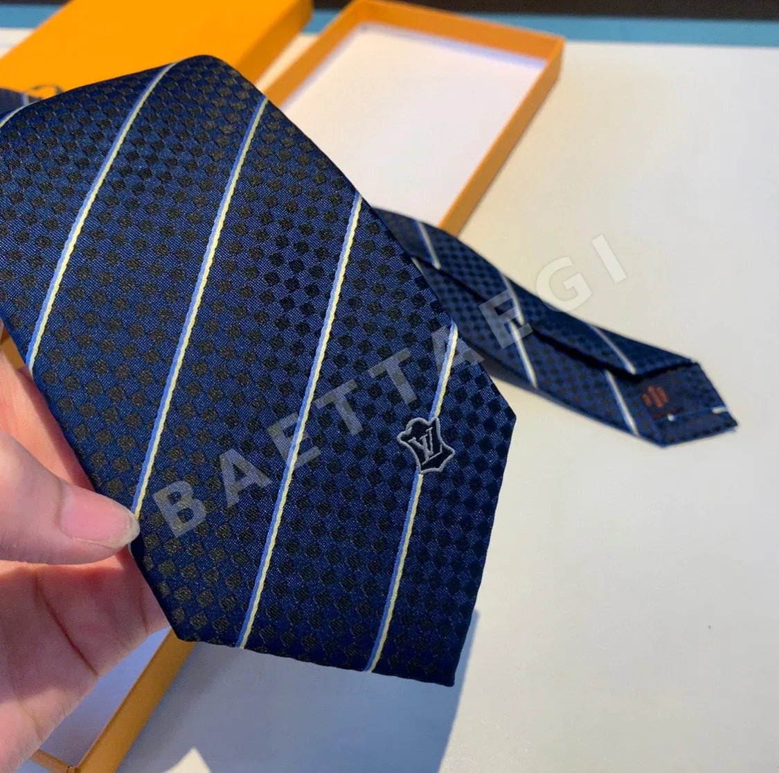 루이비통 넥타이 90185 Louis Vuitton Accessories 상세 이미지 15