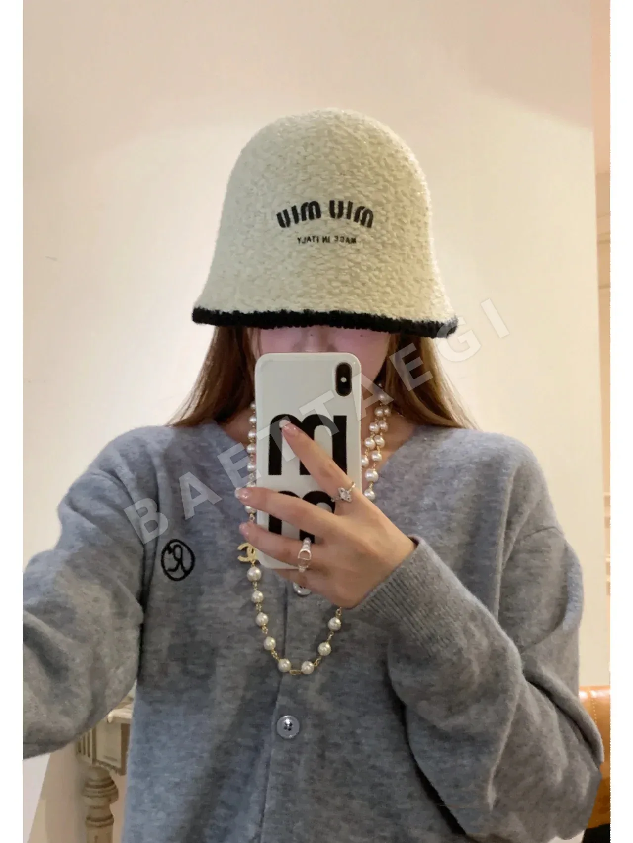 미우미우 모자 81156 Miu Miu Cap 상세 이미지 5