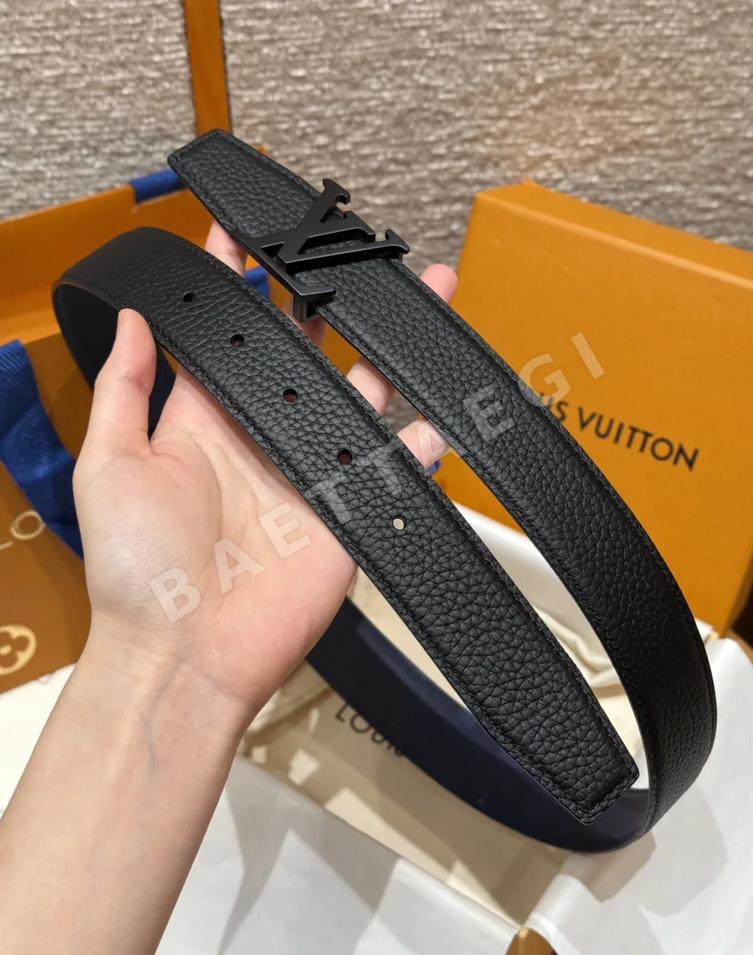 루이비통 헤리티지 35mm 리버시블 벨트 상세 이미지 5