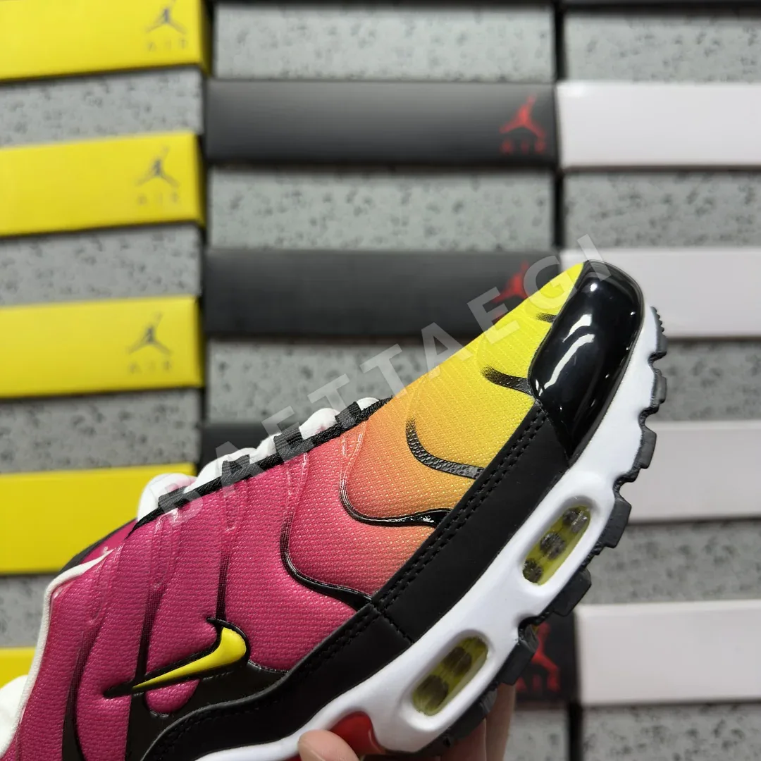 나이키 [BD] 에어 맥스 플러스 DZ3670-116 201851 Nike Air Max Plus 상세 이미지 5
