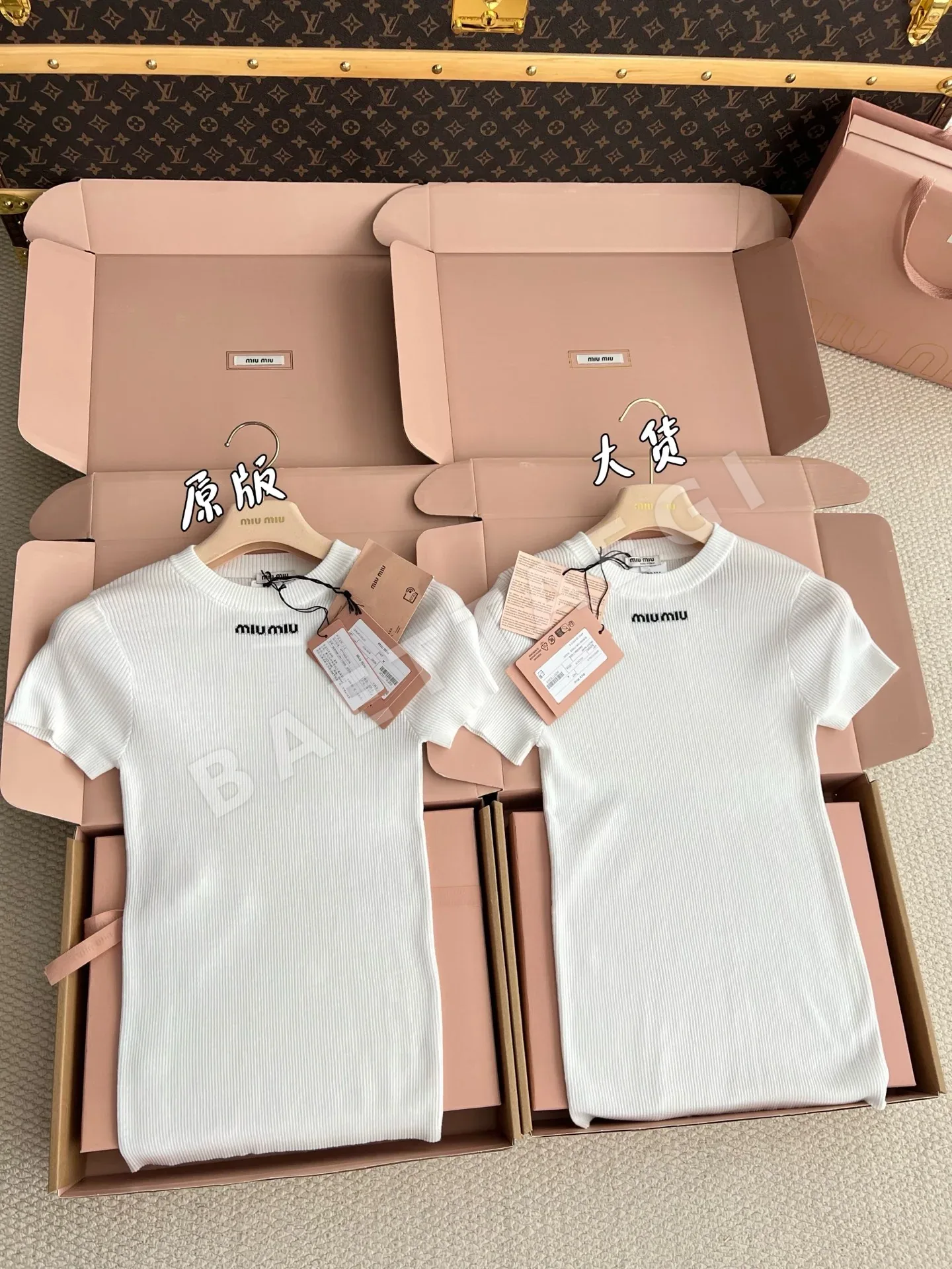 미우미우 여성 반팔 티셔츠 상세 이미지 2