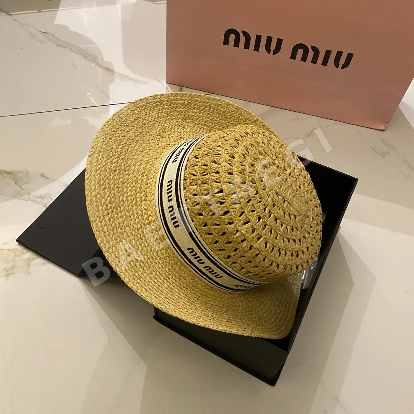 미우미우 캡 상세 이미지 2
