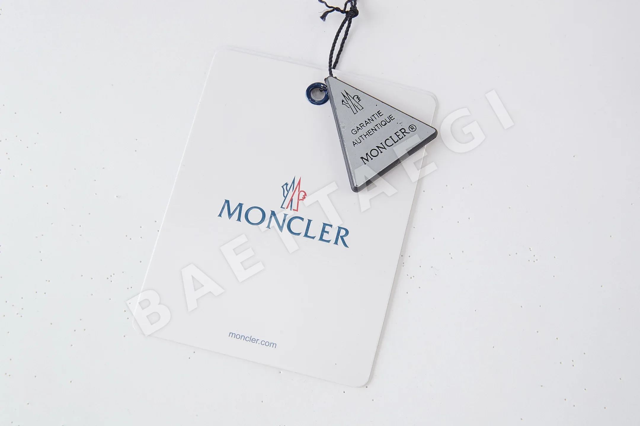 몽클레르 아플리케 자수 로고 코튼 니트 스웨트셔츠 상세 이미지 9