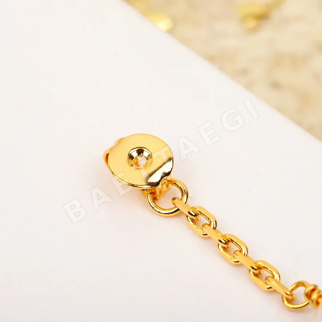 셀린느 귀걸이 69604 Celine Earrings 상세 이미지 7