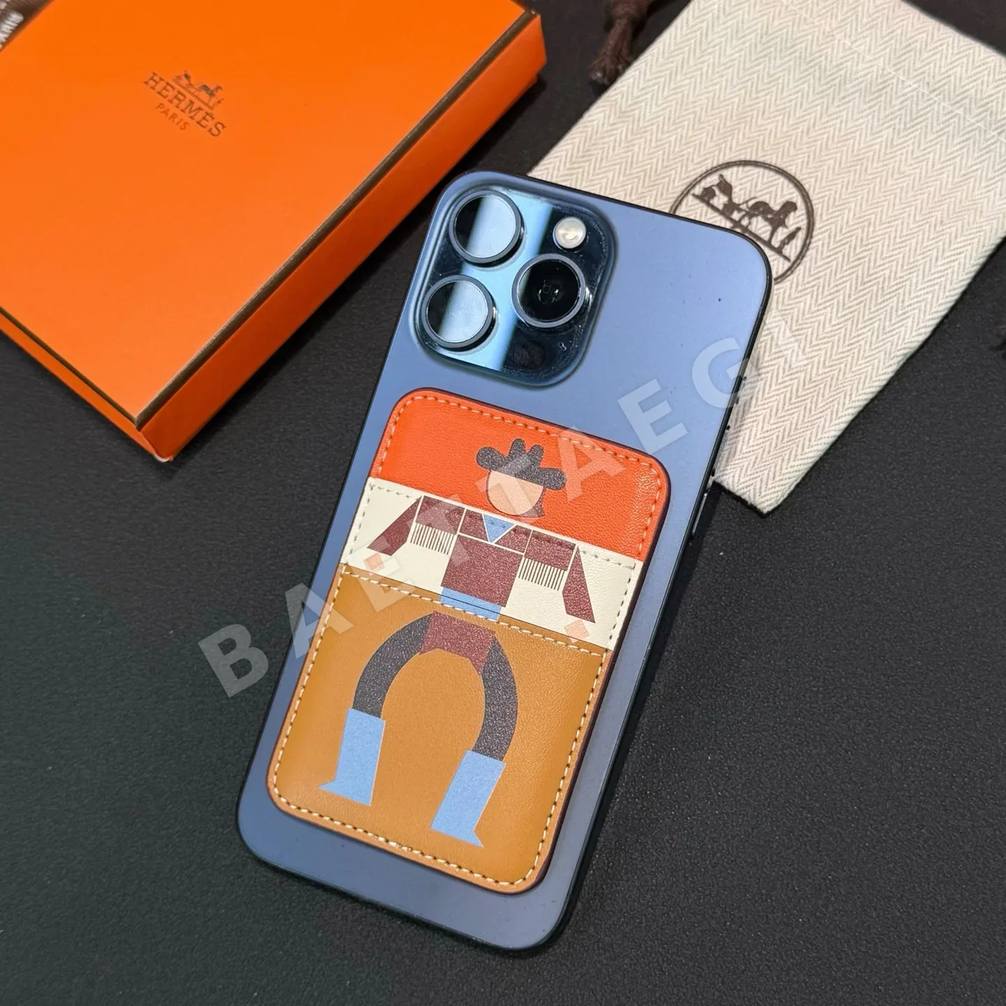 에르메스 맥세이프 마그네틱 지갑 166843 Hermes Wallet 상세 이미지 3