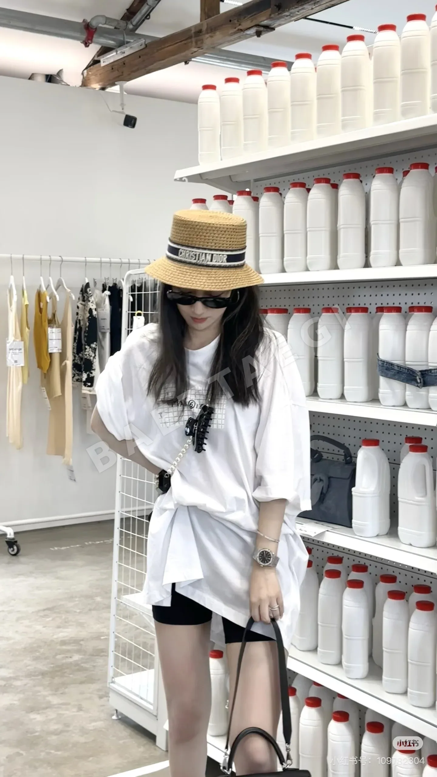 디올 여성용 스트로 버킷햇 모자 78703
