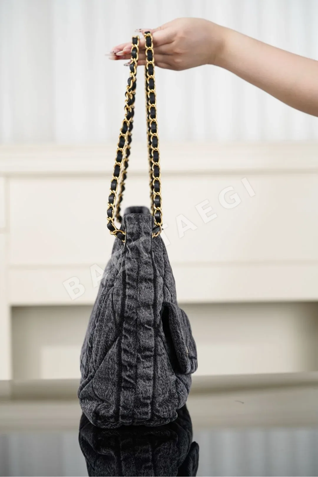 샤넬 Care 데님 퀼팅 토트백 상세 이미지 6