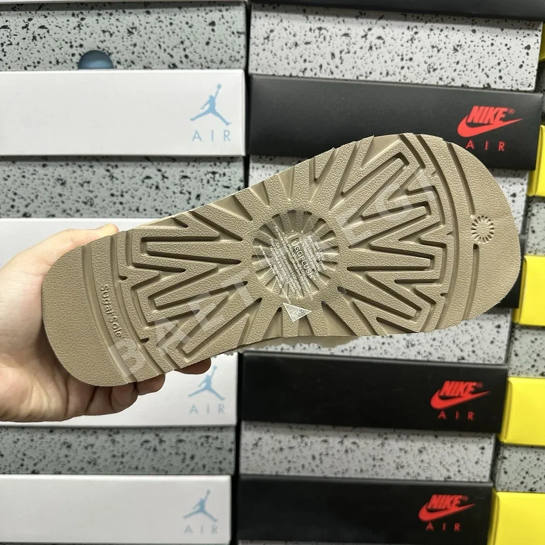 어그 [TOP] 208914 UGG Classic -5095 상세 이미지 9