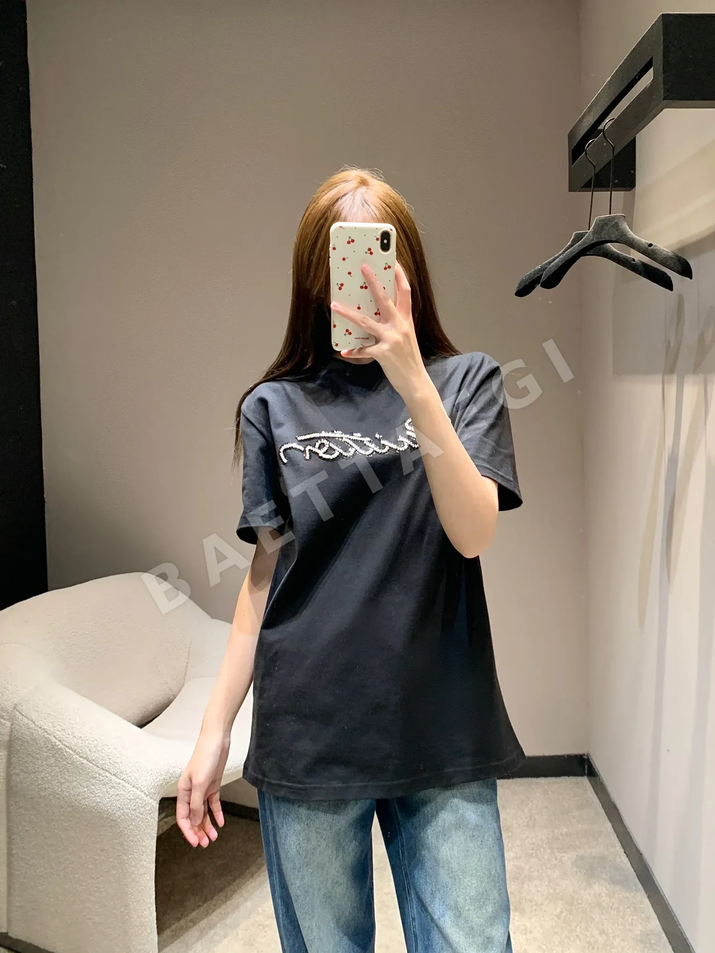 루이비통 비즈 자수 크루넥 코튼 반팔 티셔츠 상세 이미지 9