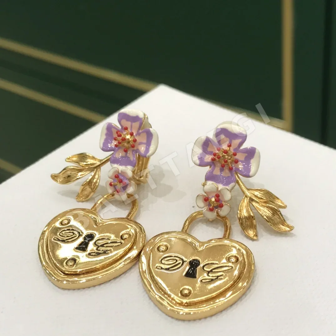 돌체앤가바나 귀걸이 65281 Dolce & Gabbana Earrings