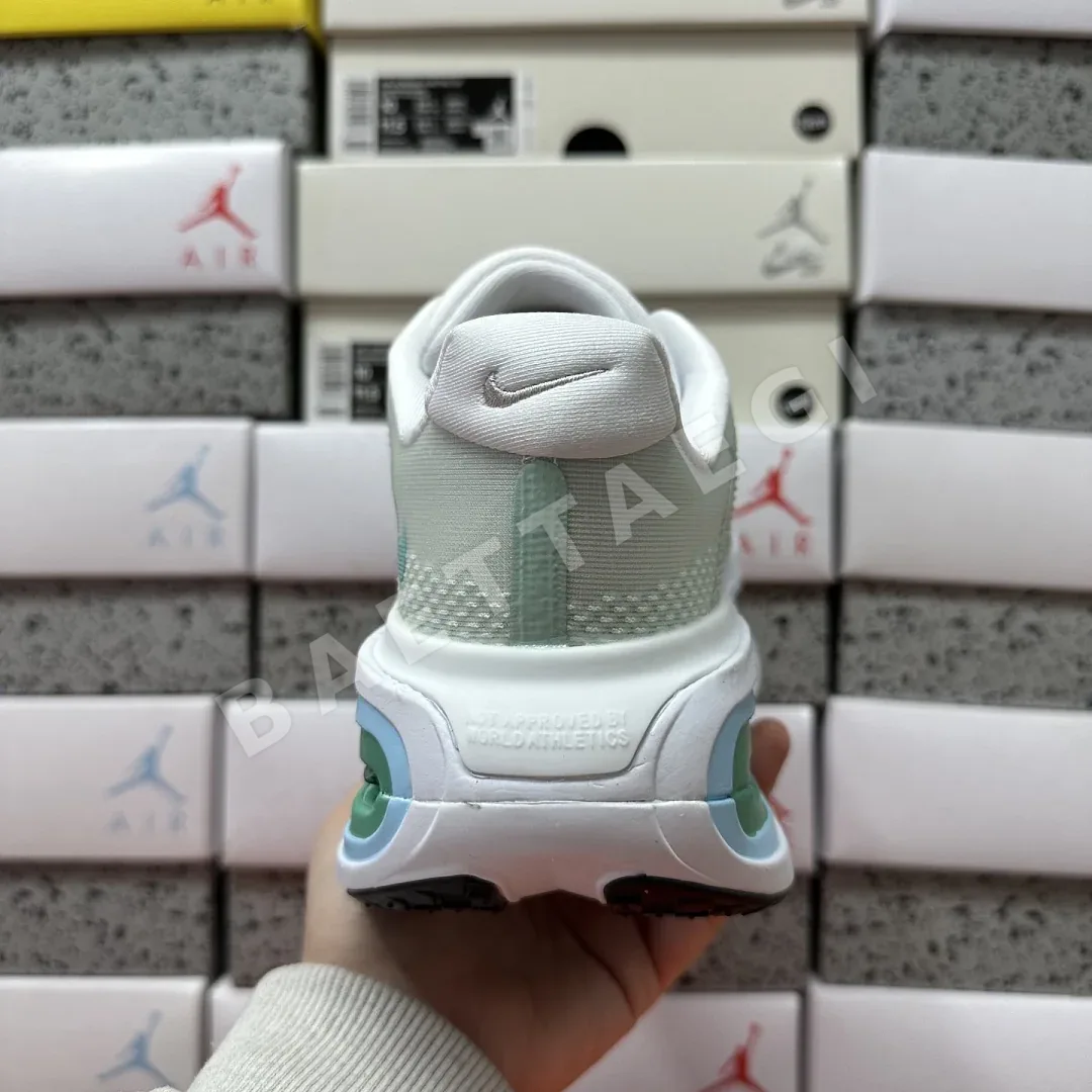 나이키 [5A] 보메로 프리미엄 블루 HQ2050-983 201628 Nike Vomero Premium 상세 이미지 6
