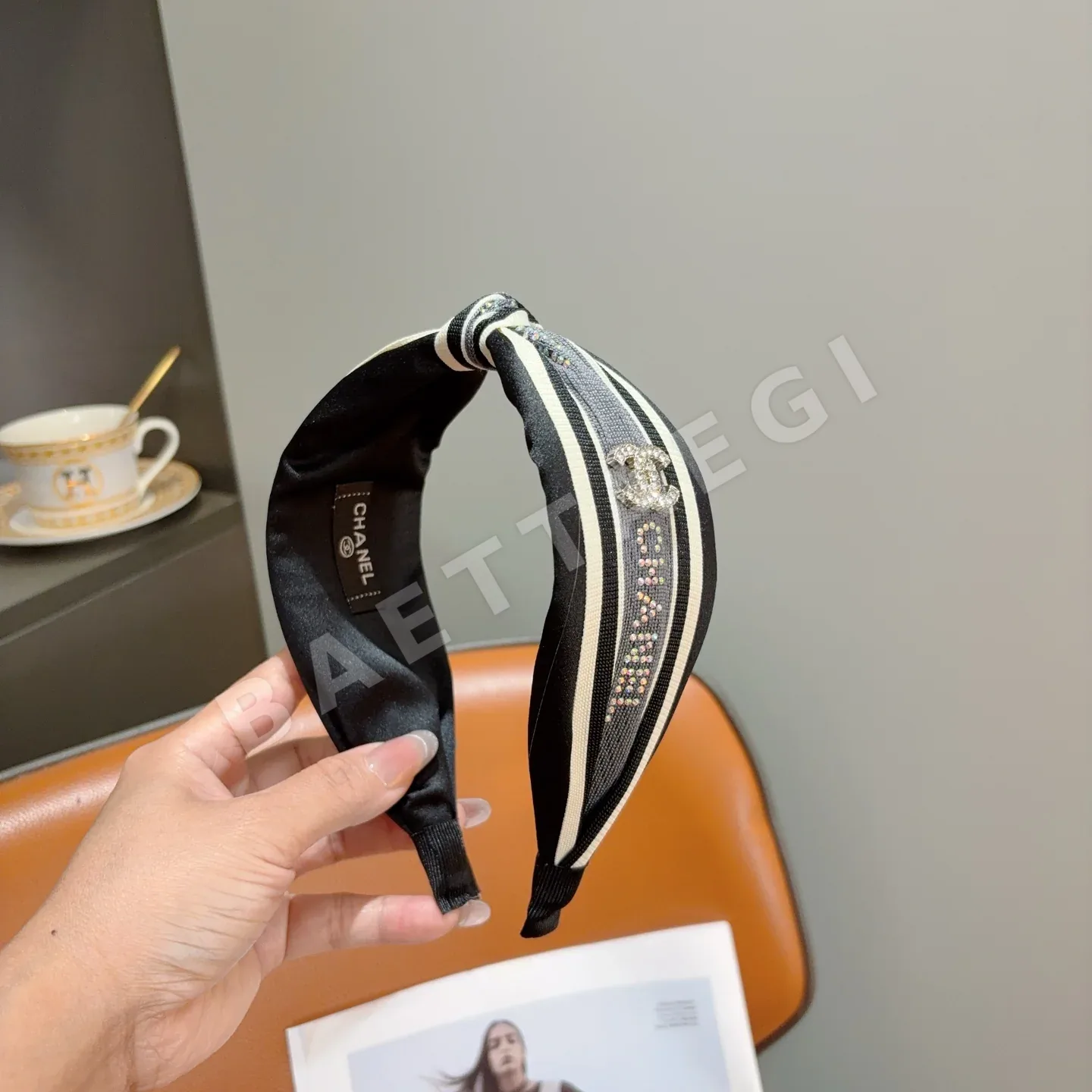 샤넬 더블 C 로고 헤어밴드 상세 이미지 2