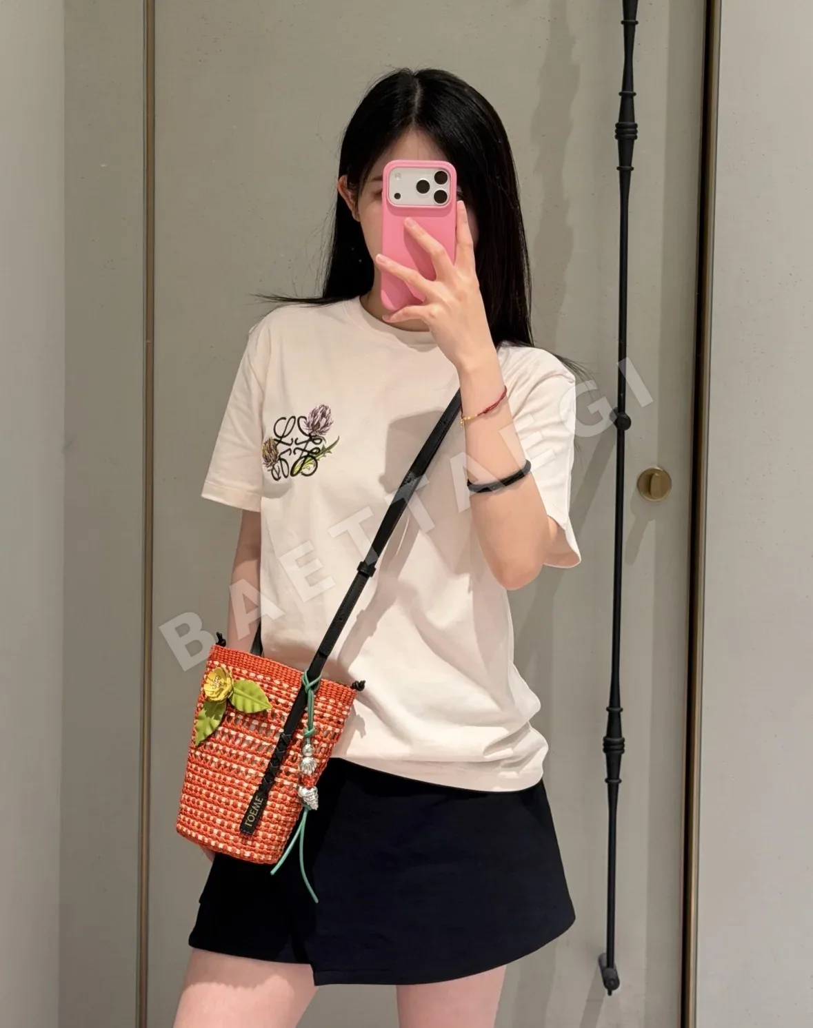 로에베 자수 플라워 반팔 티셔츠
