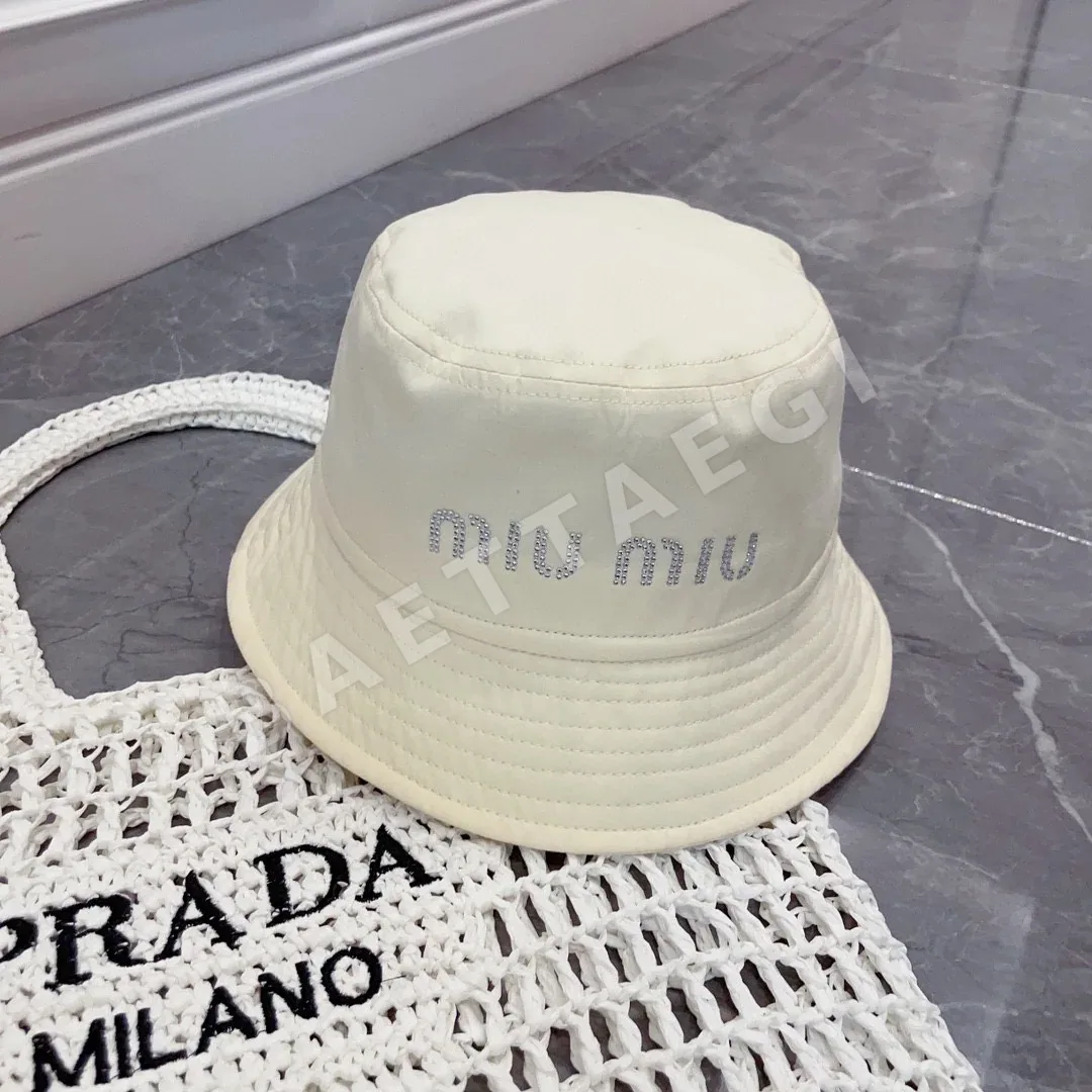 미우미우 모자 79410 Miu Miu Cap