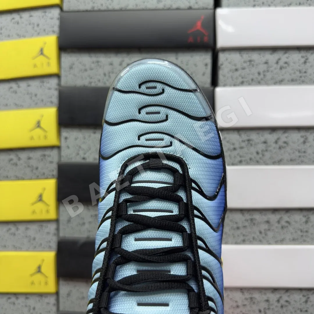 나이키 [TK] 에어 맥스 플러스 OG DX0755-001 201971 Nike Air Max Plus OG Hyper Blue 상세 이미지 4
