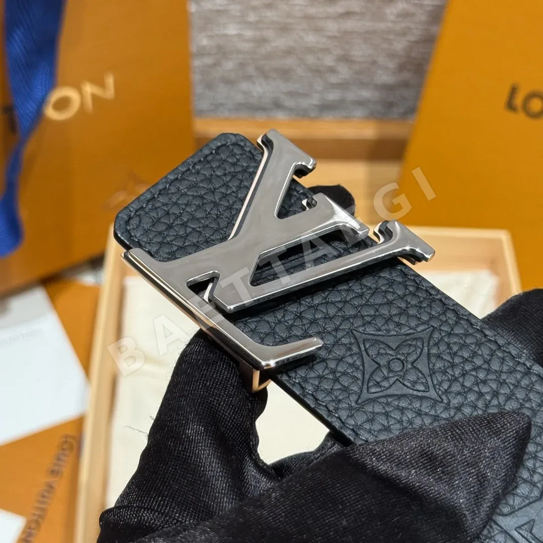 루이비통 이니셜 40mm 리버시블 소가죽 벨트 상세 이미지 3