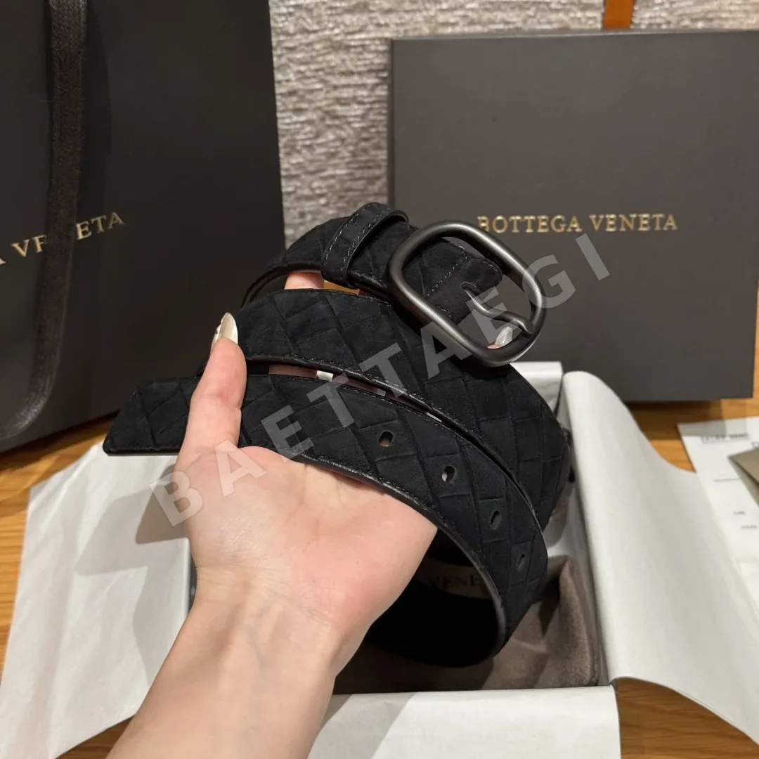 보테가베네타 인트레차토 스웨이드 벨트 상세 이미지 3