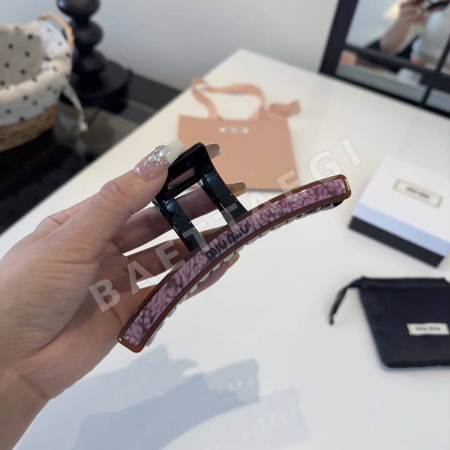 미우미우 클로 크립 헤어악세사리 183917