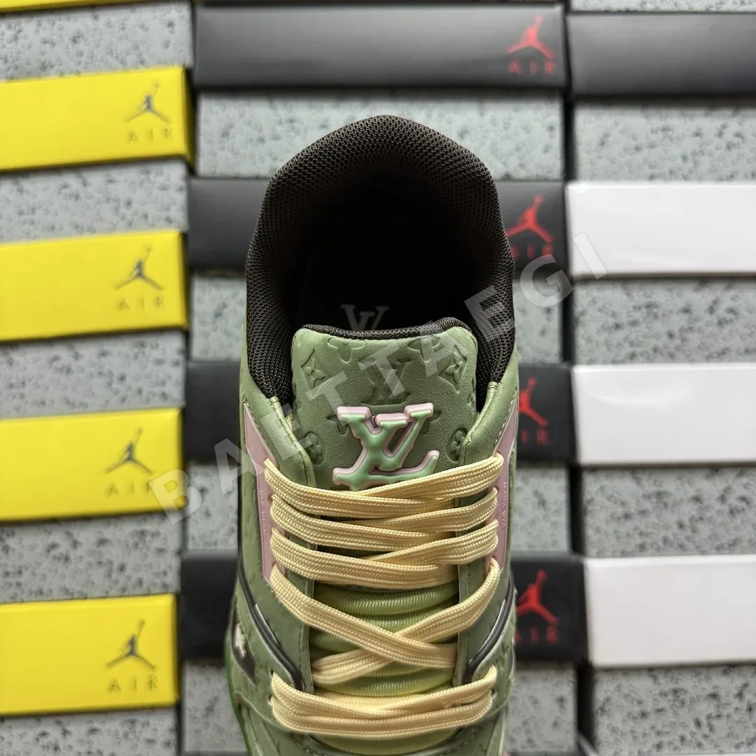 루이비통 [D1] V2 20 그린 205868 Louis Vuitton V2-20 상세 이미지 3