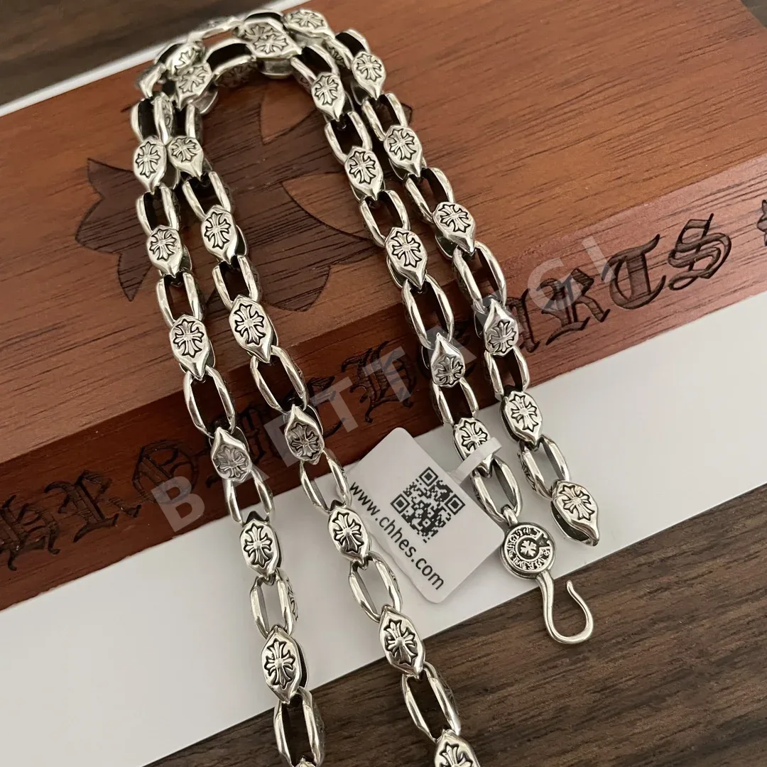 크롬하츠 클래식 레트로 크로스 펜던트 목걸이 상세 이미지 9