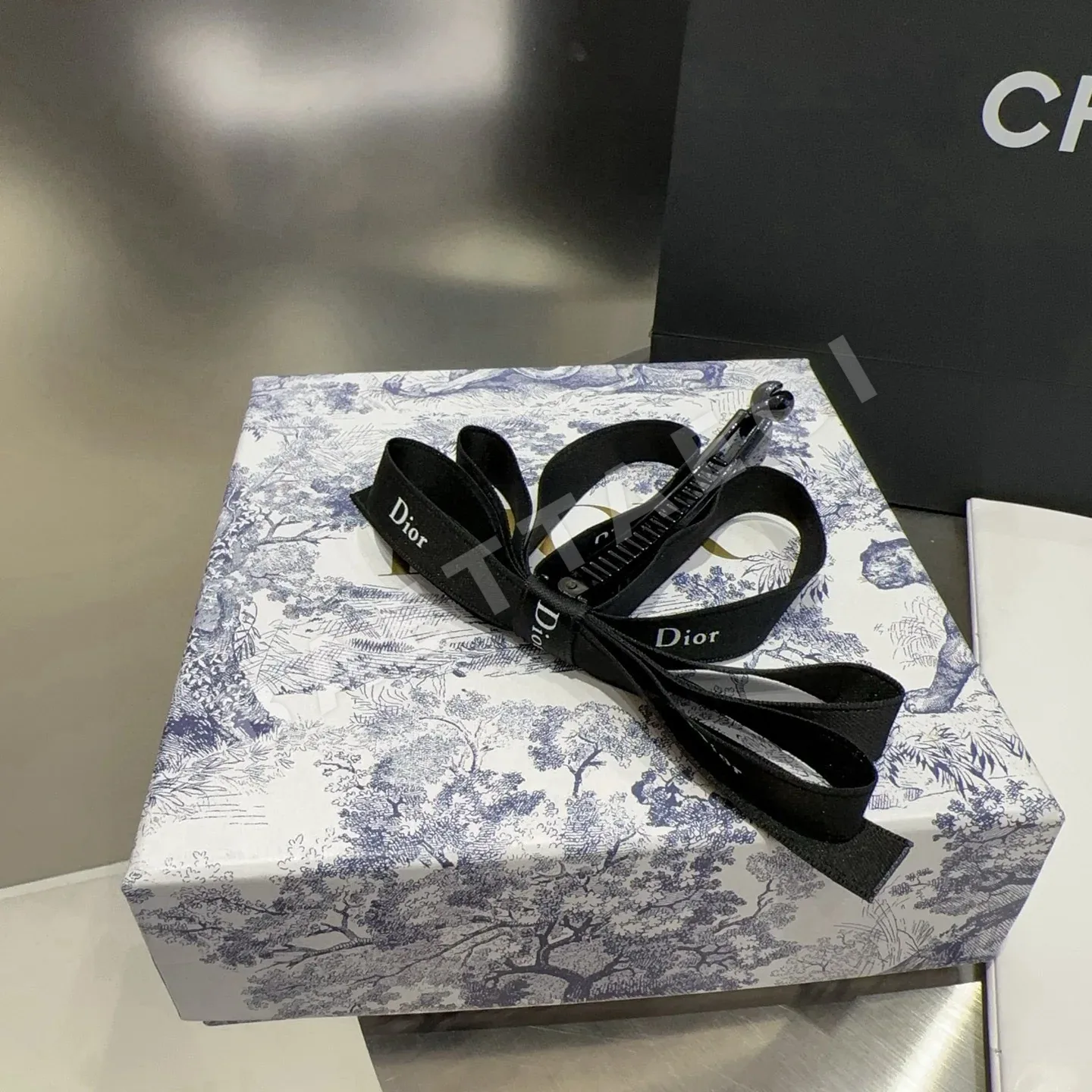 디올 CD 헤어클립 상세 이미지 2