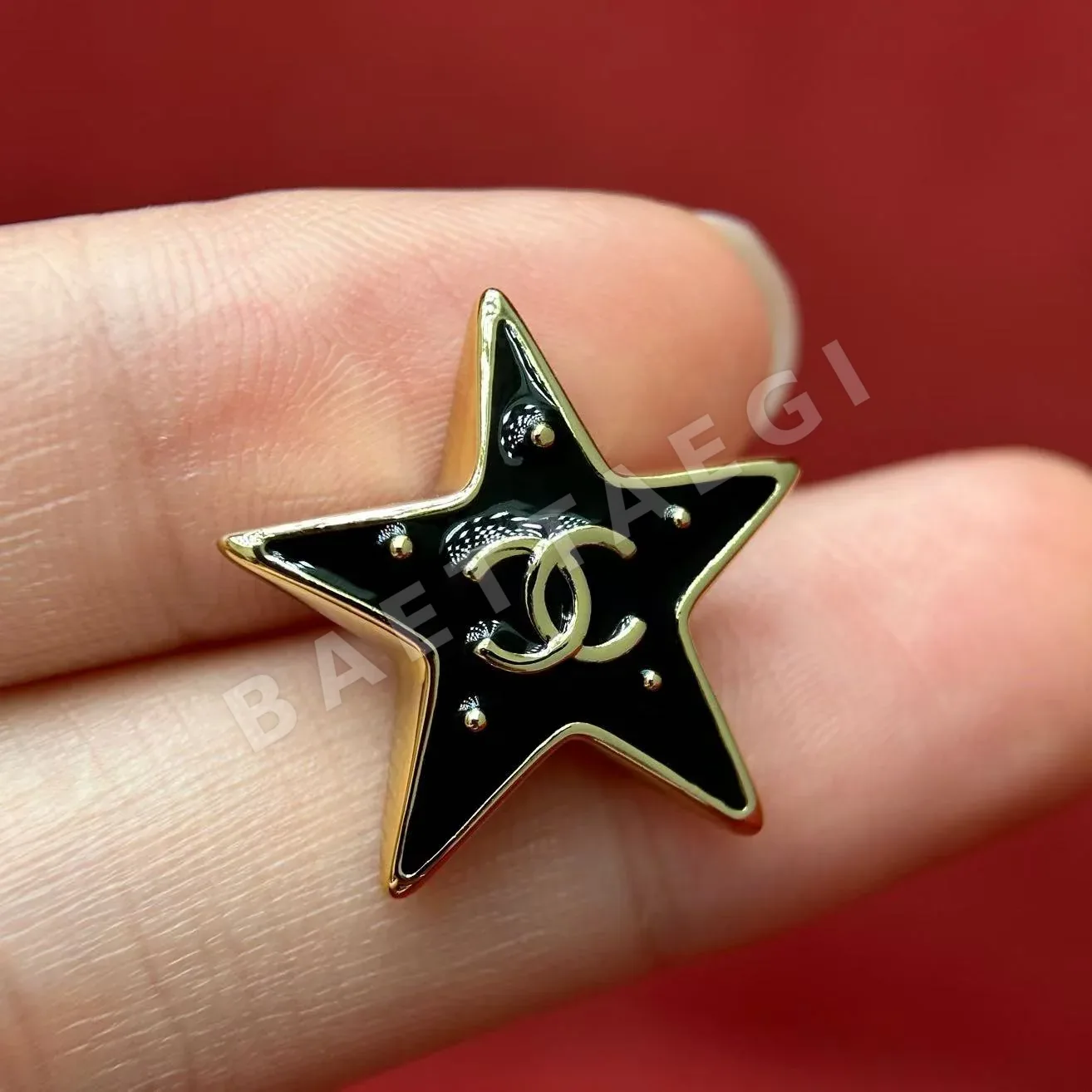 샤넬 에나멜 스타 더블 C 귀걸이 상세 이미지 6