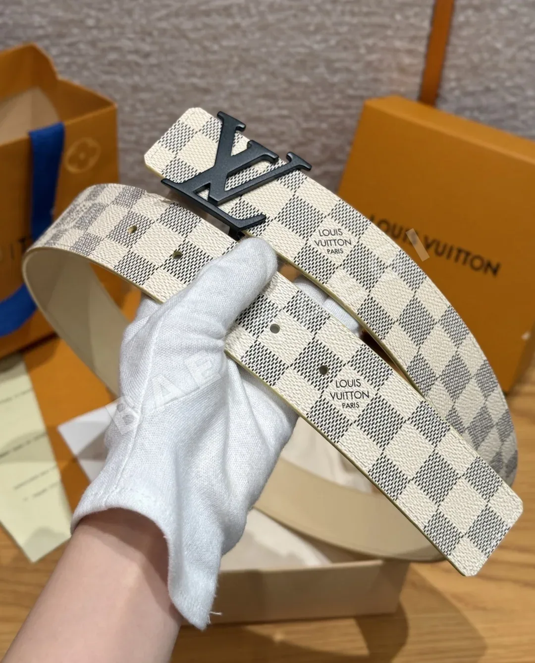 루이비통 LV 이니셜 40mm 리버시블 벨트 상세 이미지 9