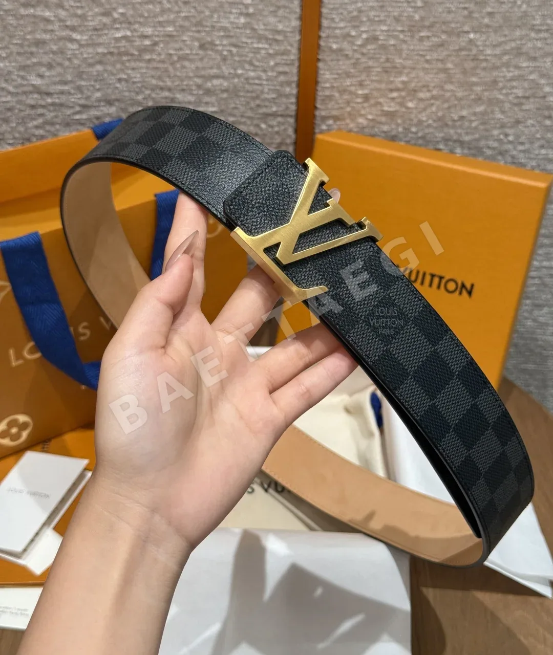루이비통 모노그램 버클 리버서블 벨트 상세 이미지 3