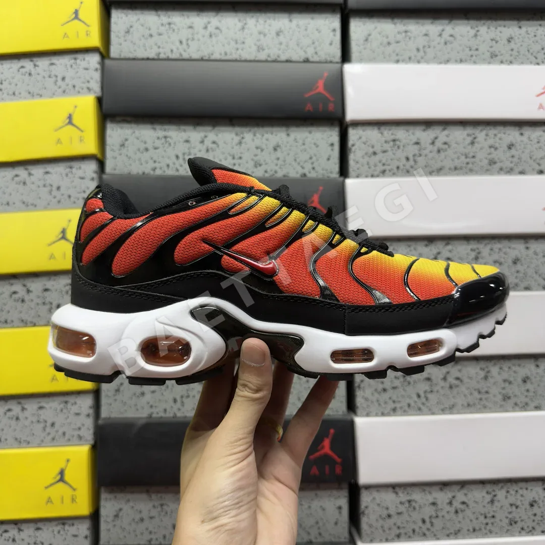 나이키 [BD] 에어 맥스 플러스 HF0552-001 201864 Nike Air Max Plus Sunset 상세 이미지 2