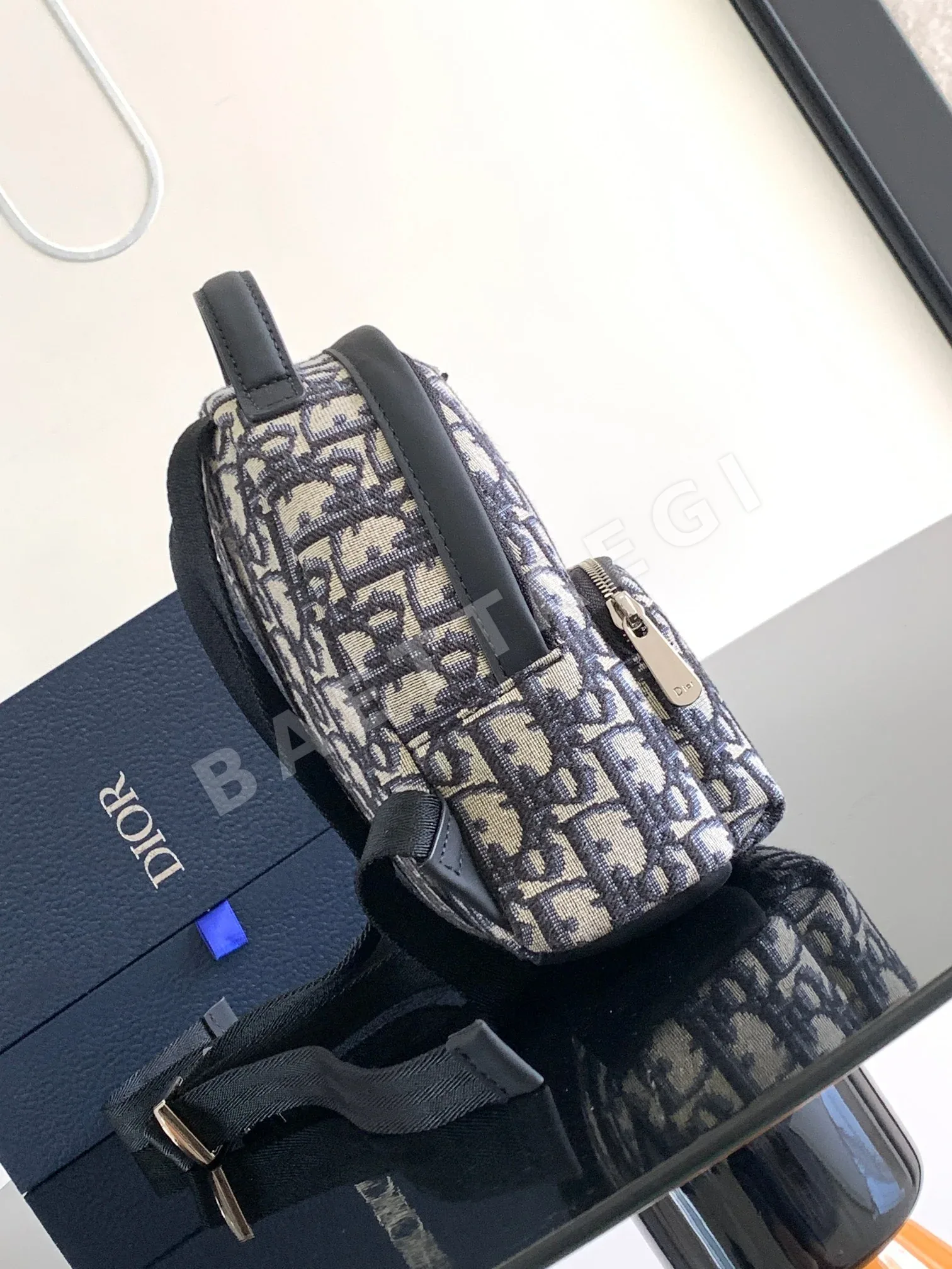 디올 라이더 미니 백팩 상세 이미지 2