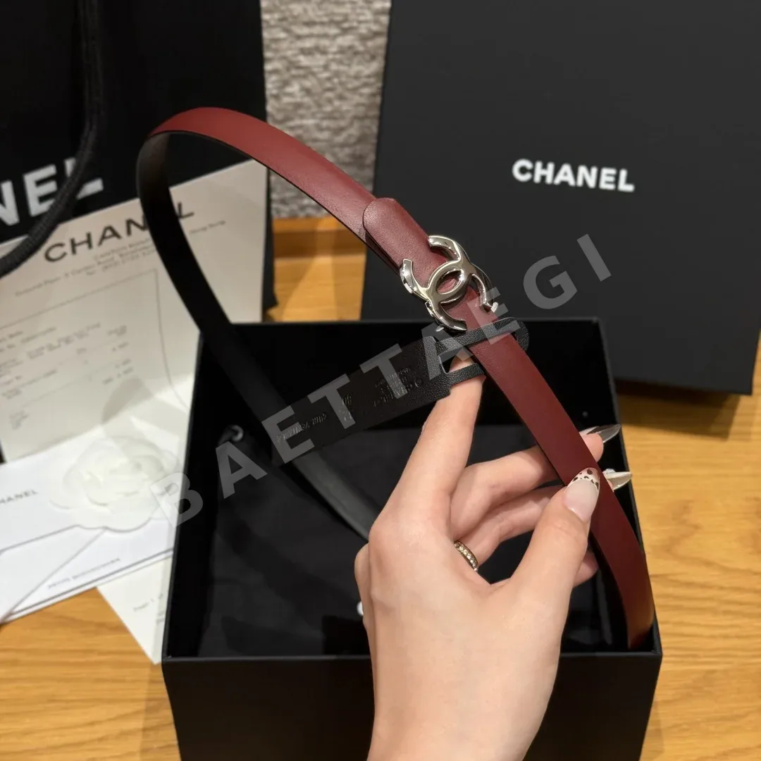 샤넬 클래식 양면 가죽 벨트 상세 이미지 4