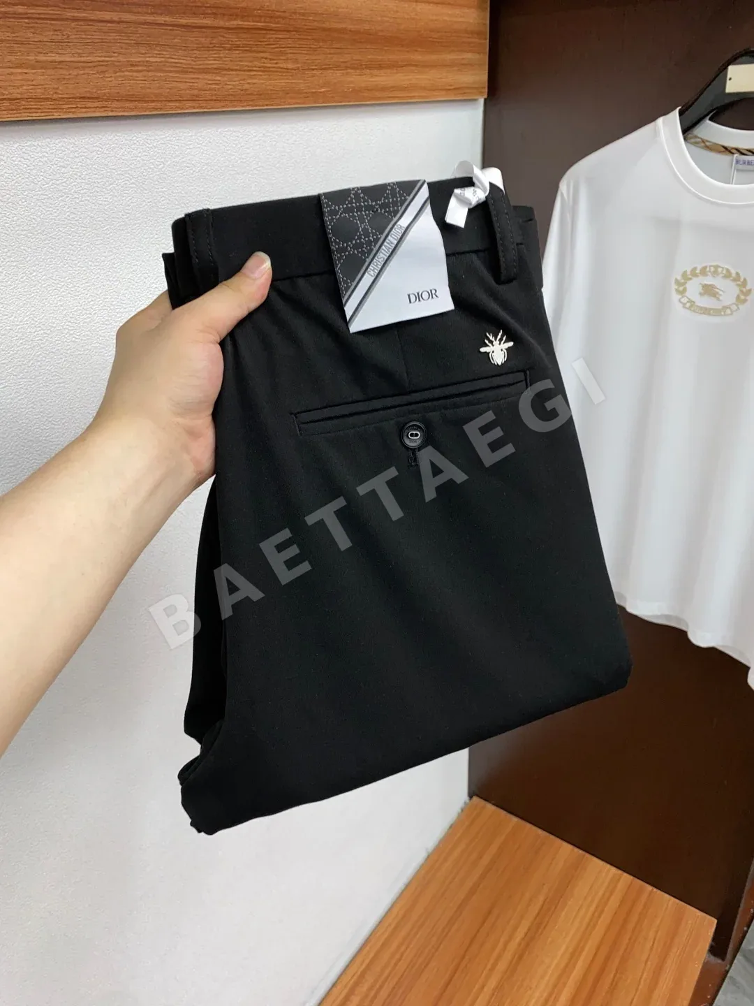 디올 슬림핏 반팔 셔츠 남성