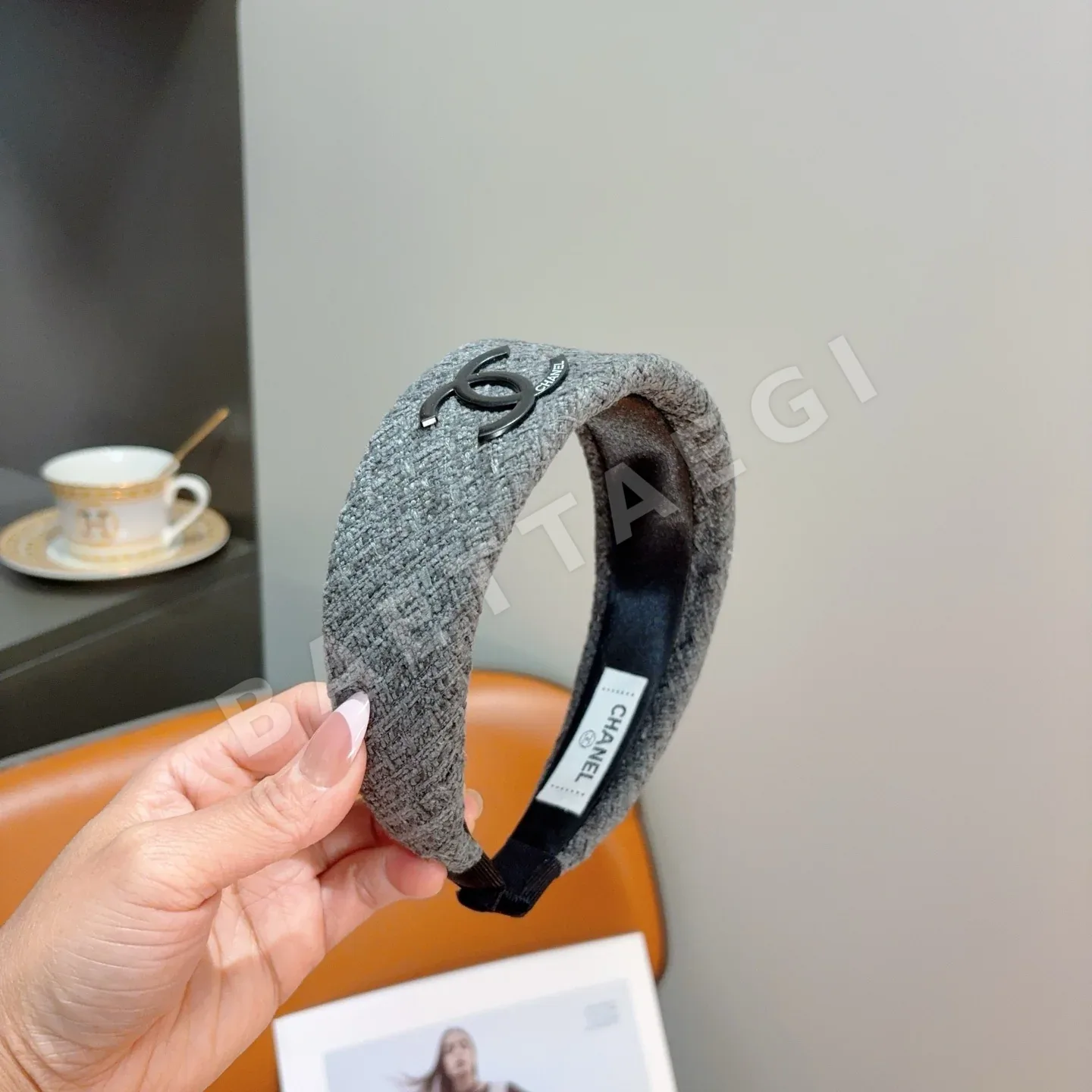 샤넬 레트로 헤어밴드 183130