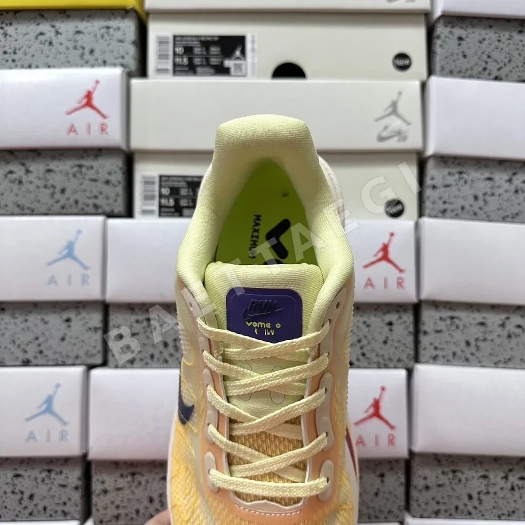 나이키 [5A] 보메로 프리미엄 옐로우 HQ2050-701 201637 Nike Vomero Premium Alabaster 상세 이미지 6