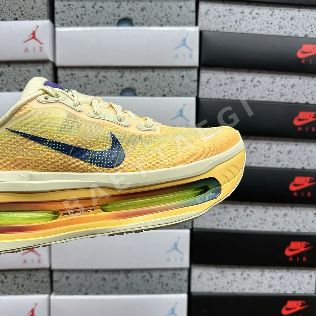 나이키 [M] 보메로 프리미엄 JQ2050-701 201660 Nike Vomero Premium Alabaster 상세 이미지 3