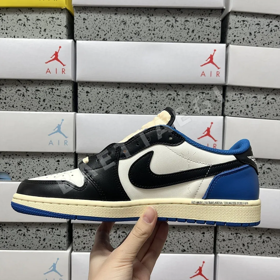 나이키 [PK] DM7866-140 201945 Nike Fragment X Travis Scott 2.0 상세 이미지 9