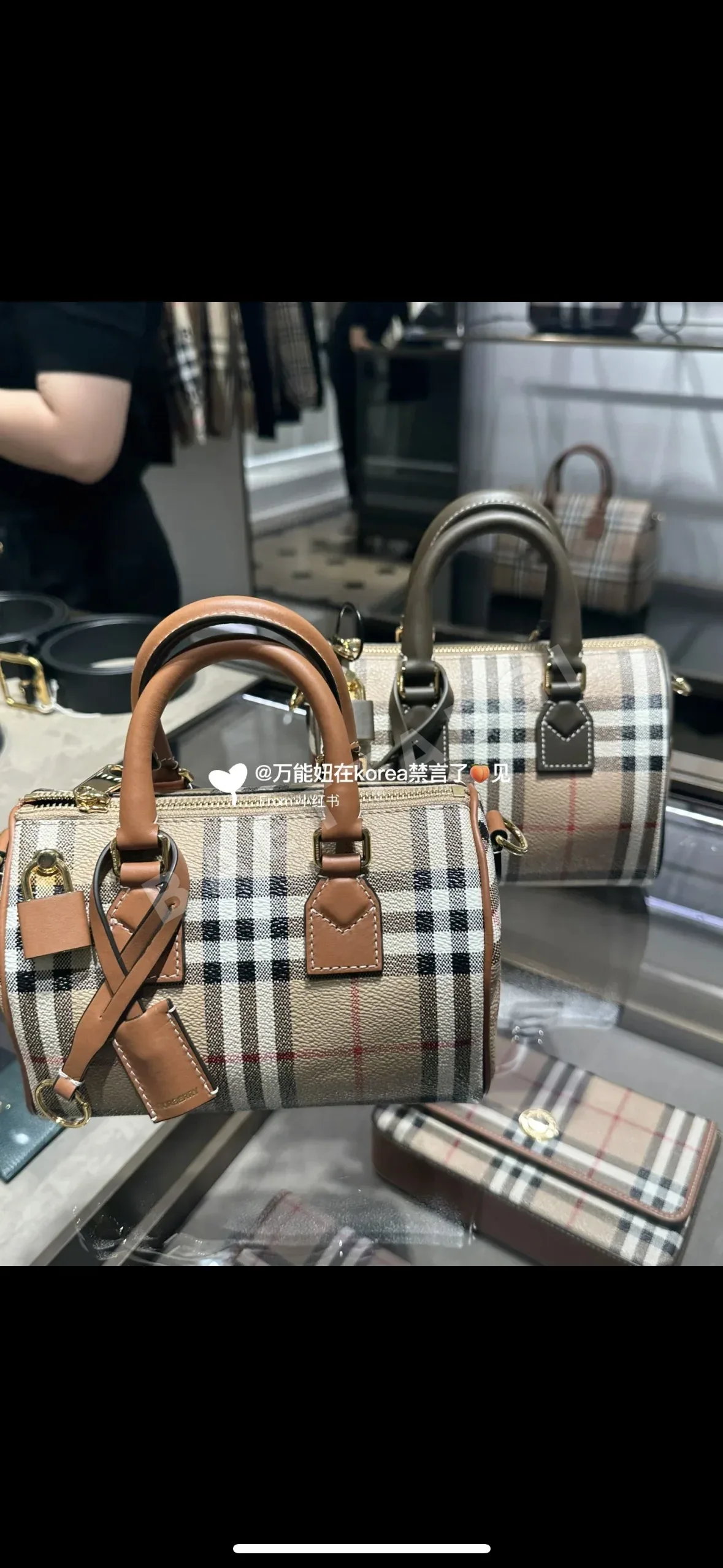버버리 미니 보스턴 백 가방 상세 이미지 7