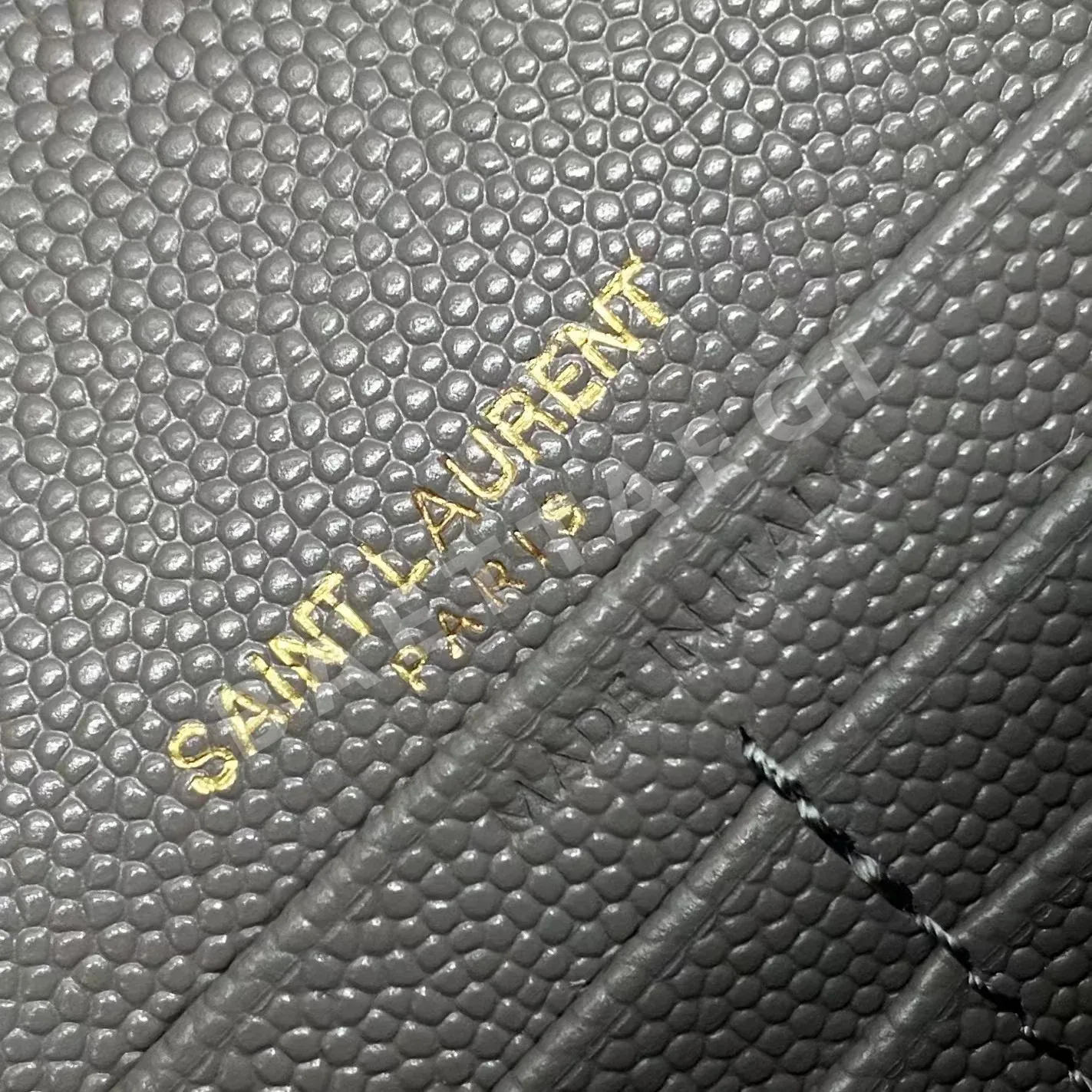 생로랑 모노그램 체인 플립 숄더백 상세 이미지 8