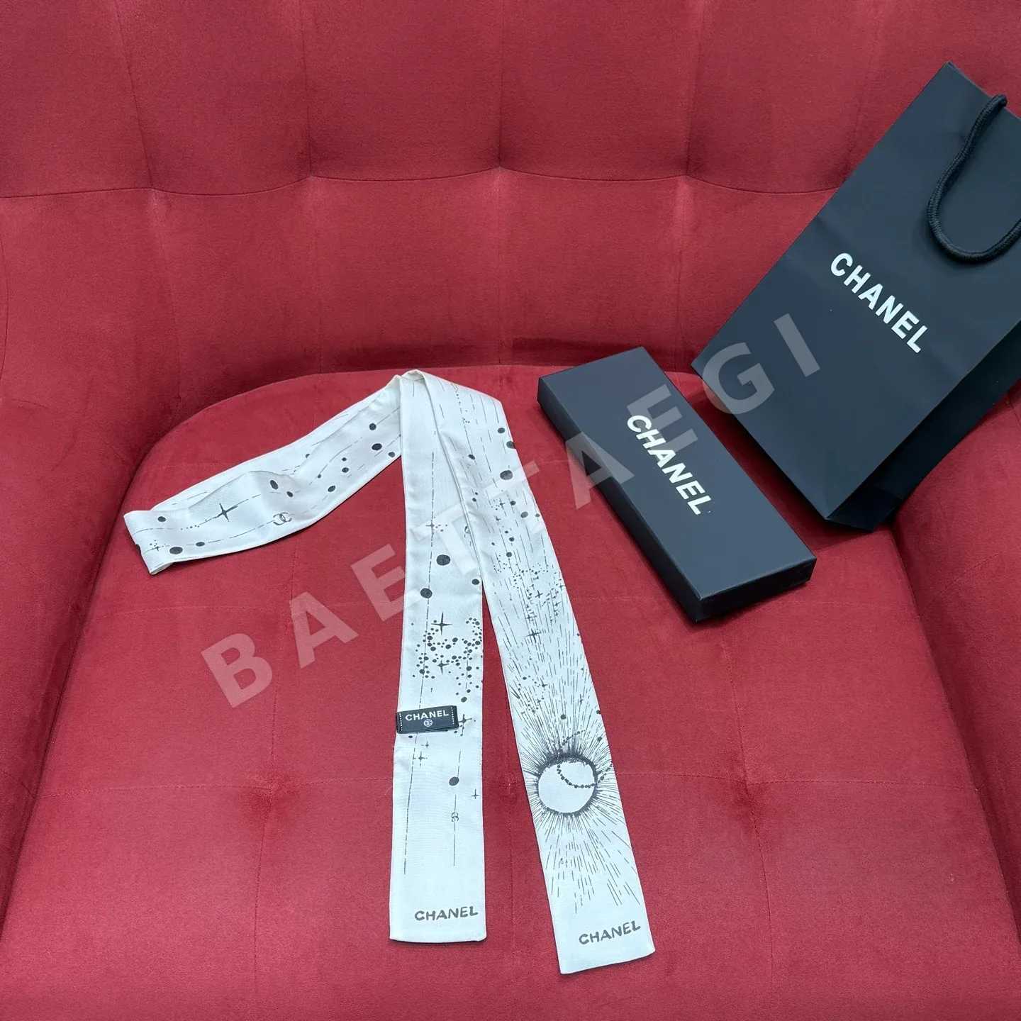 샤넬 별하늘 트윌리 스카프 상세 이미지 2