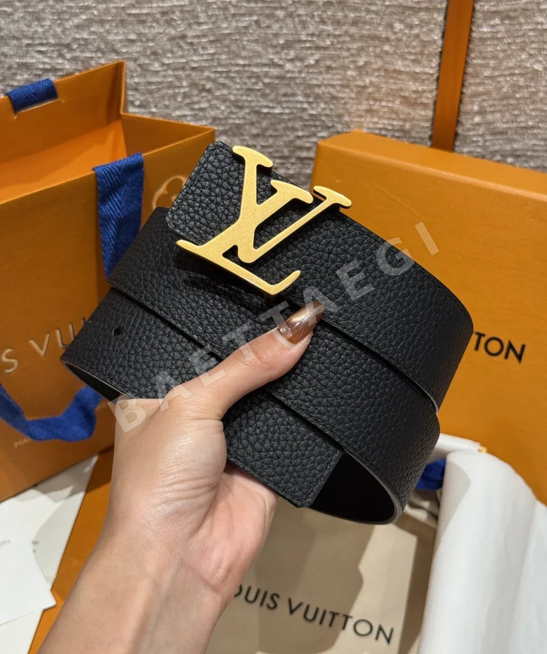 루이비통 JD350 타우릴롱 40mm 리버서블 벨트 상세 이미지 2