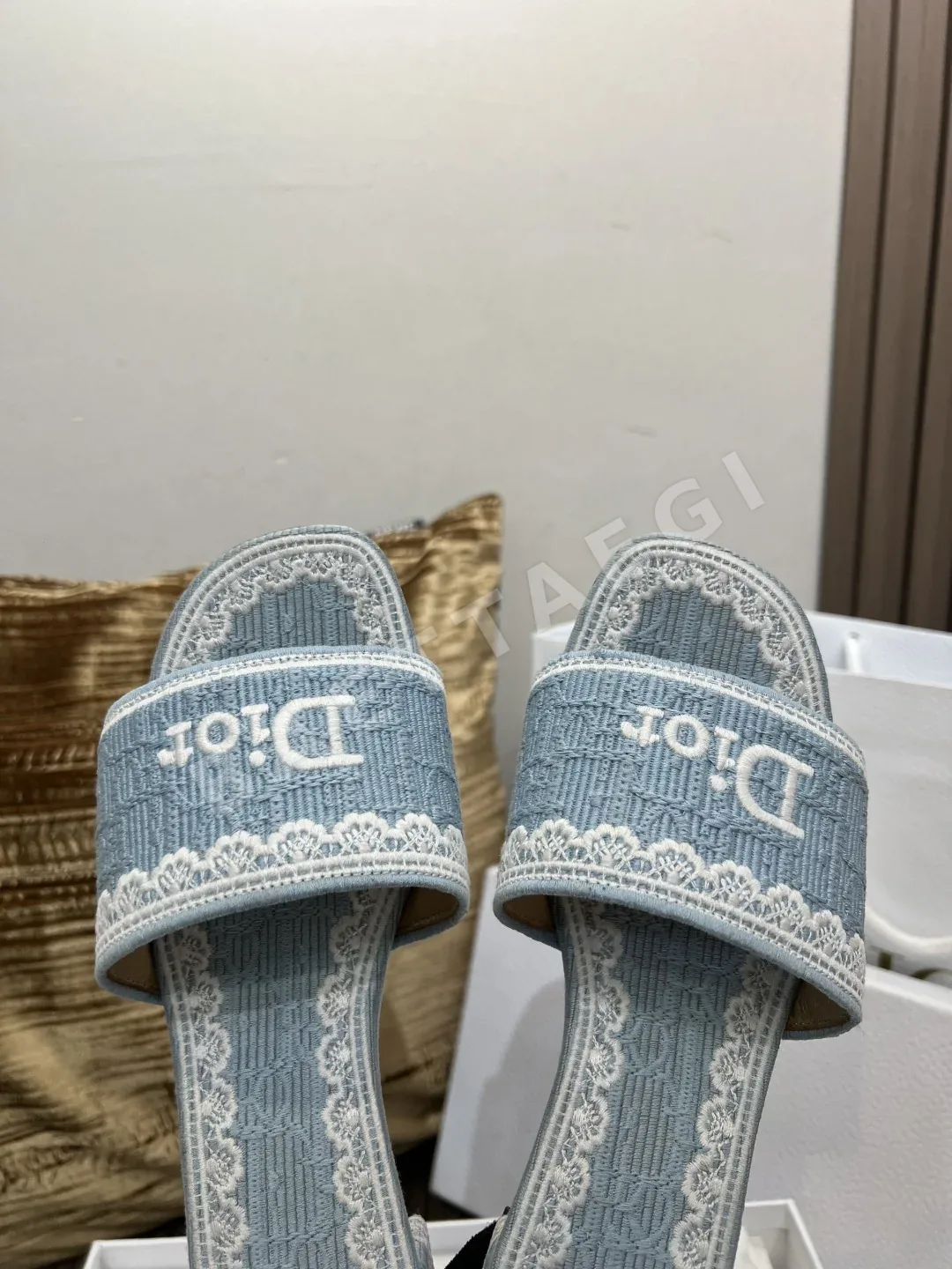 디올 신발 상세 이미지 8