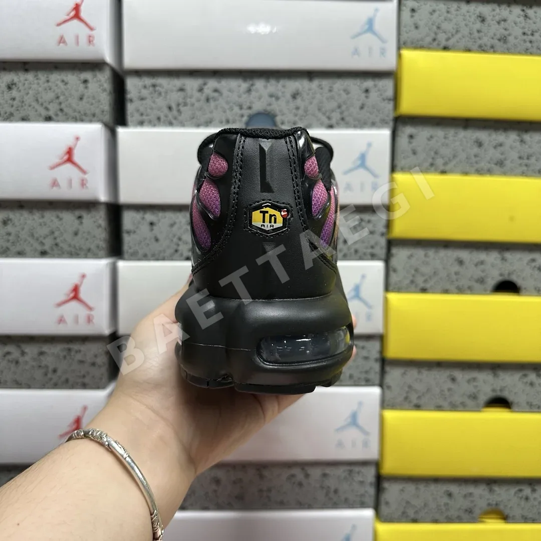 나이키 [DF] 에어 맥스 플러스 DZ3670-006 201513 Nike Air Max Plus Northern Lights 상세 이미지 4