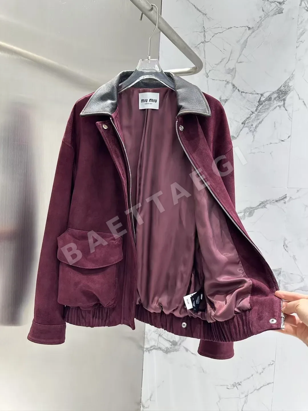 미우미우 오버사이즈 가죽 자켓 상세 이미지 7