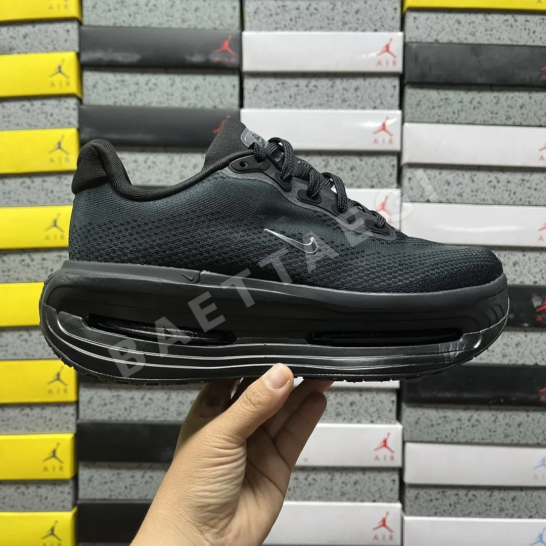 나이키 [M] 보메로 프리미엄 SP IQ0627-001 201655 Nike Vomero Premium SP Black Mini Chrome 상세 이미지 8