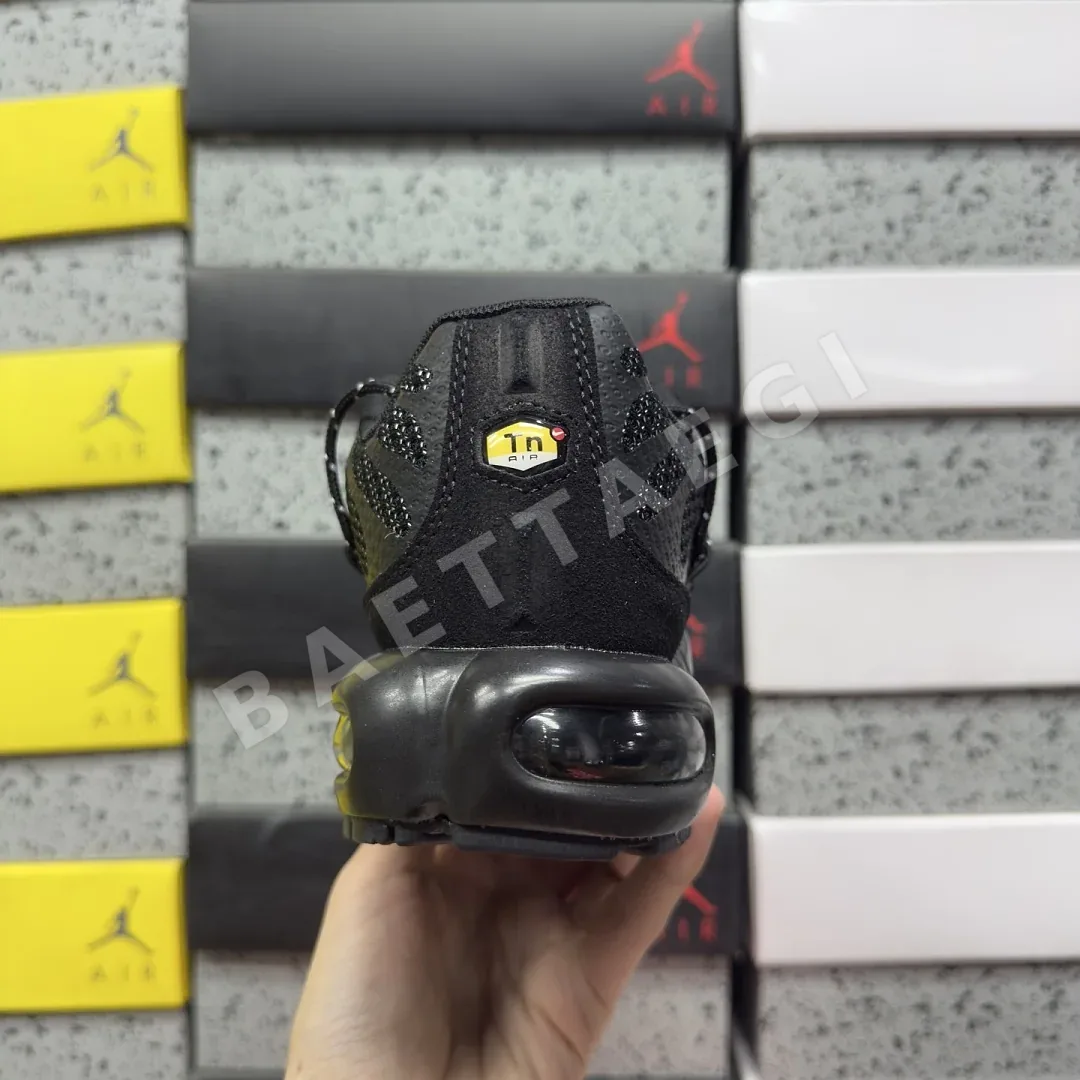 나이키 [BD] 에어 맥스 플러스 FD0670-001 201901 Nike Air Max Plus Toggle Black Reflective 상세 이미지 7