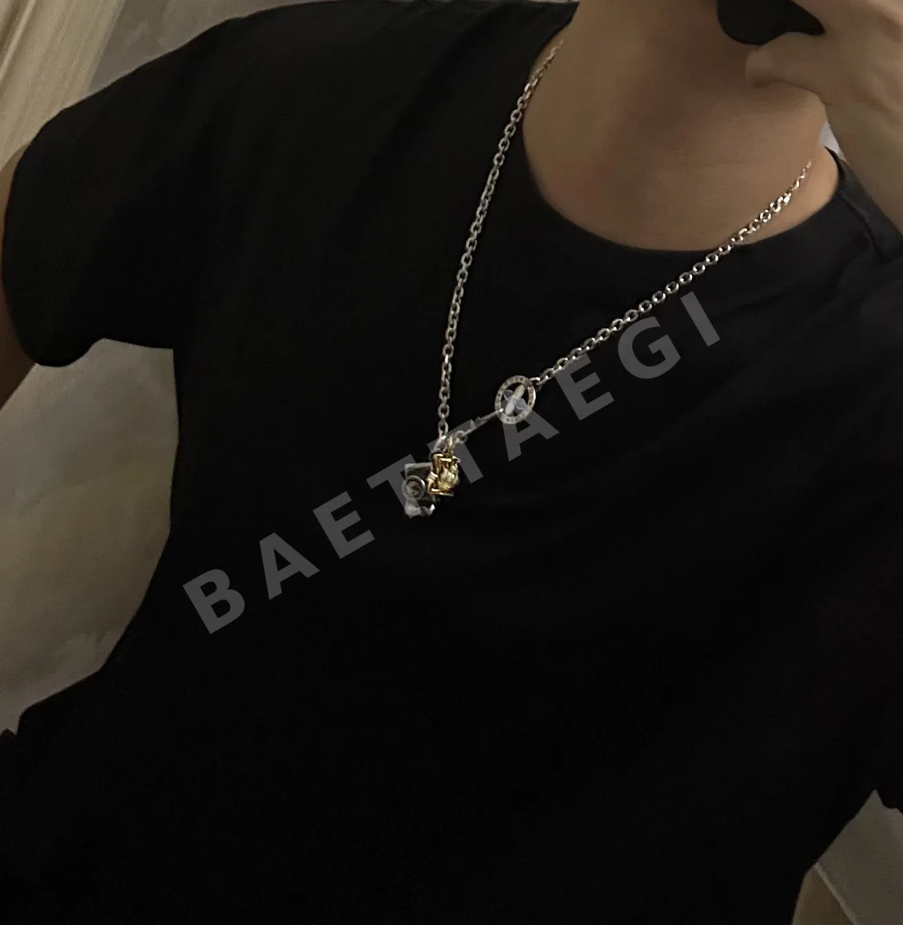 루이비통 실버 타이 체인 목걸이 상세 이미지 9